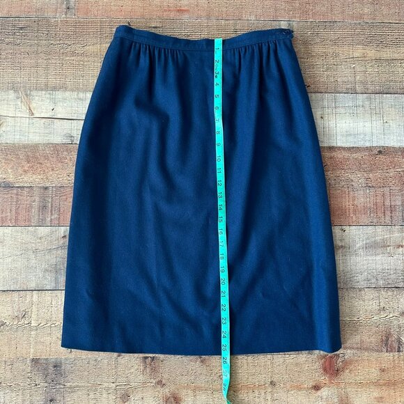 Pendleton Womens Navy Blue Wool Skirt Size 14 Made In USA Vintage Mid-Length - Picture 4 of 6